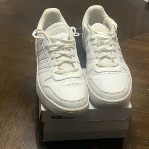 Adidas Mens White Shoes Low Top Hoops